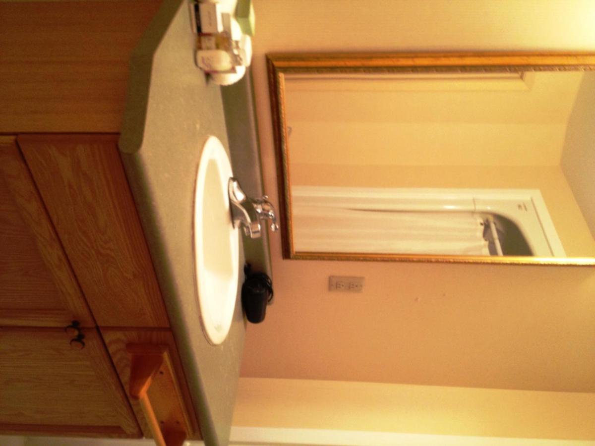 Stone Willow Inn Saint Marys Екстер'єр фото