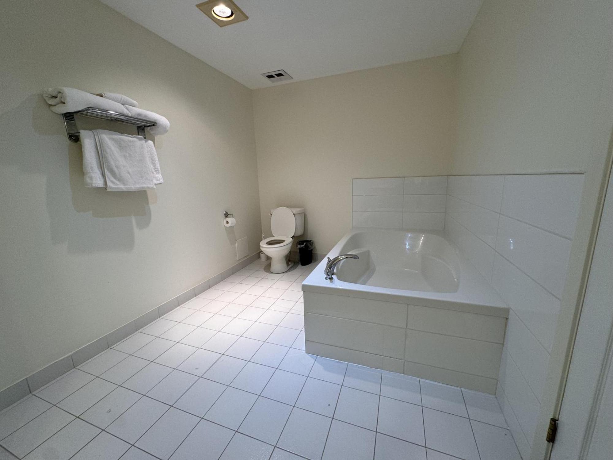 Stone Willow Inn Saint Marys Екстер'єр фото